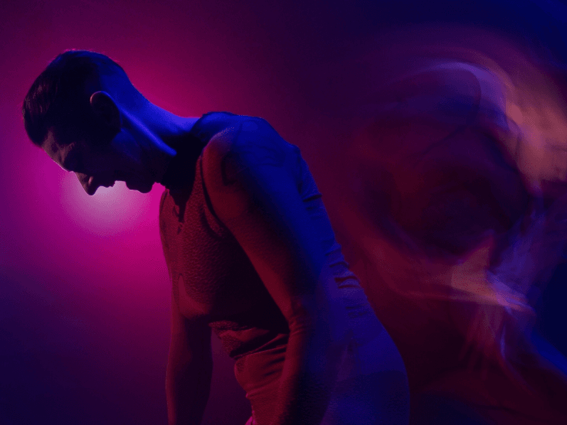 Pushing Borders by Milla Koistinen, Jefta Van Dinther and Arno Schuitemaker